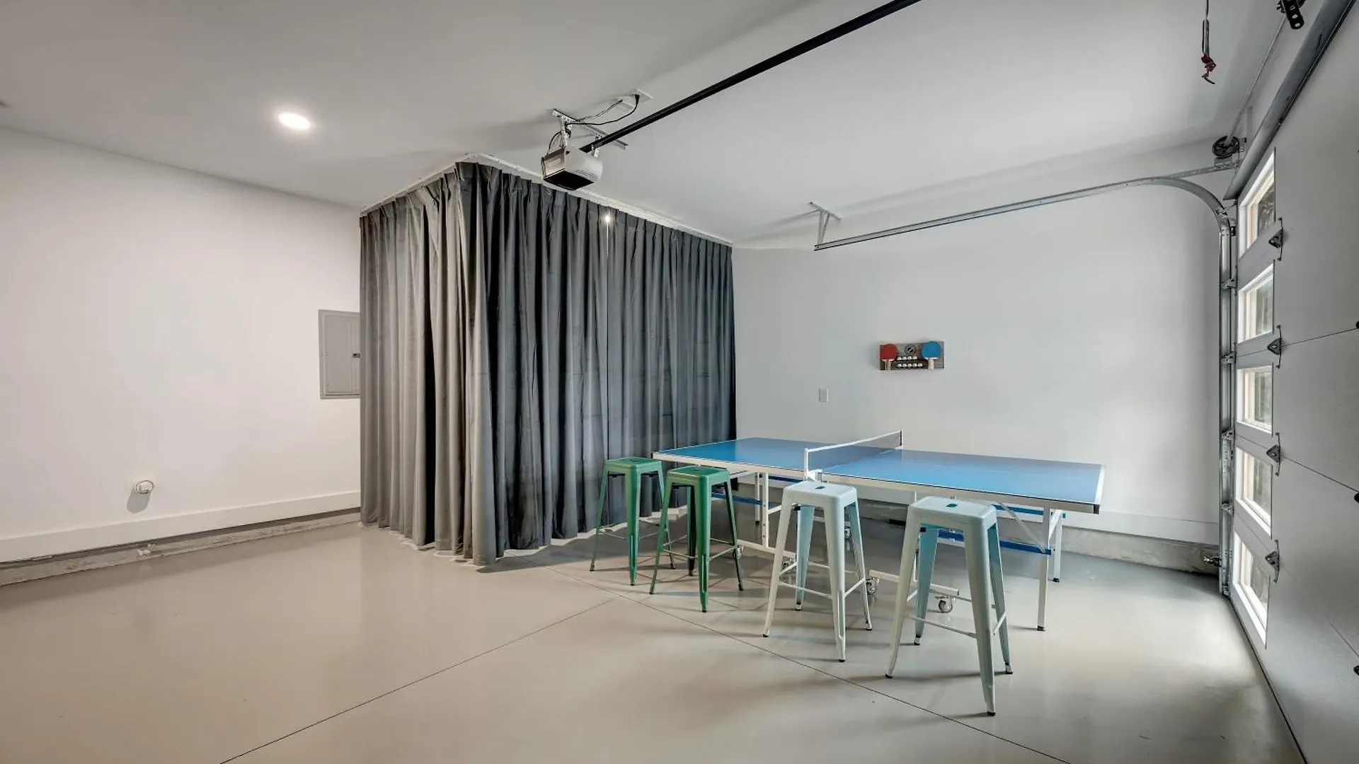 Twin Homes Rooftop Deck Hot Tub Outdoor Kitchen Νάσβιλ